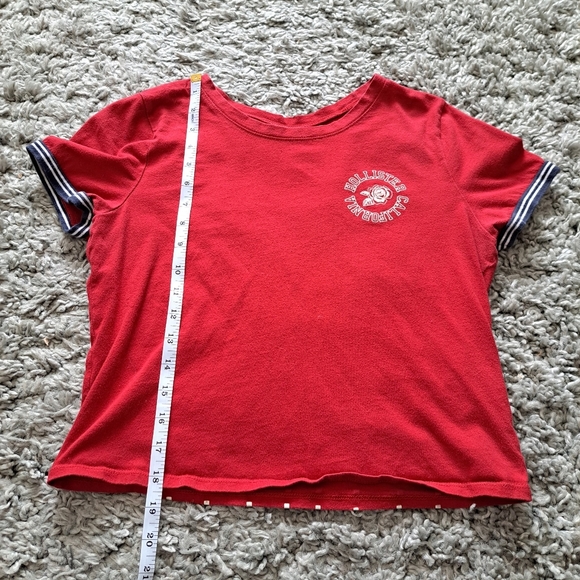 Hollister | red preppy cropped women's t shirt - Picture 6 of 11